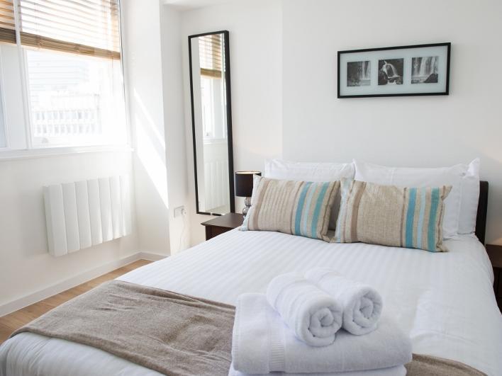 West End One Apartments Лондон Екстериор снимка