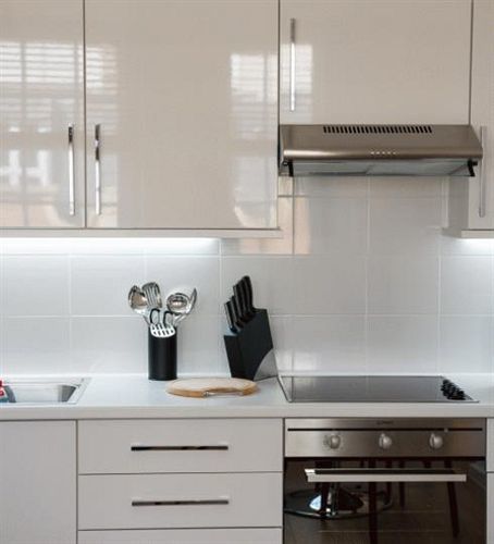 West End One Apartments Лондон Екстериор снимка